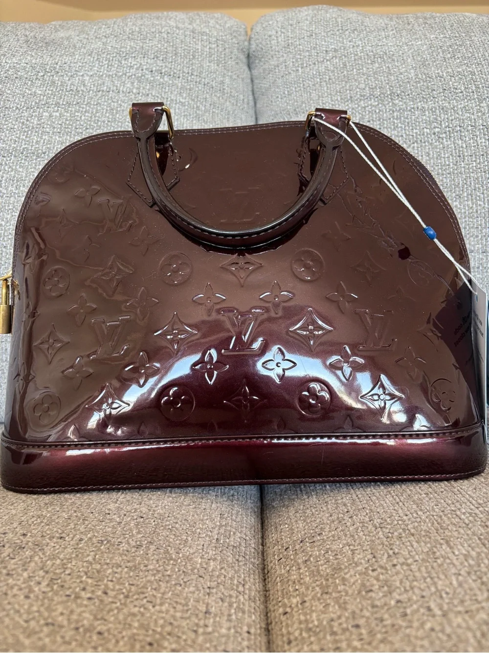 Louis Vuitton Vernis Alma in Amarante